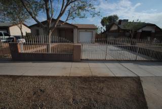 2338 Madison St, Phoenix AZ  85009-5121 exterior