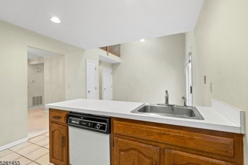 311 Carnegie Ct, Hackettstown NJ 07840-1695 exterior