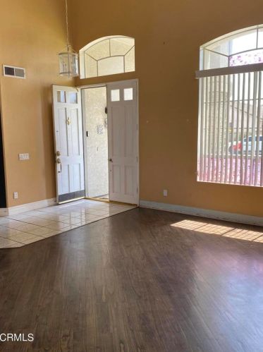 1621 Muirfield Dr, Oxnard, CA 93036-7757