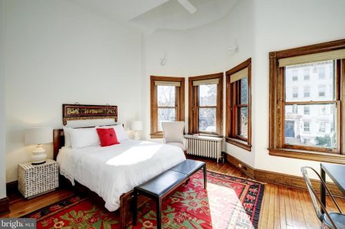 132 12 St, Washington DC 20003-1413 exterior