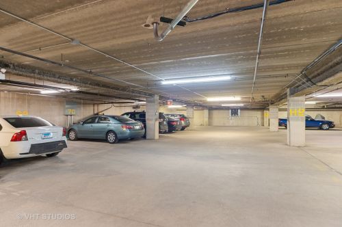 6400 Northwest Hwy, Chicago IL  60631-1877 exterior