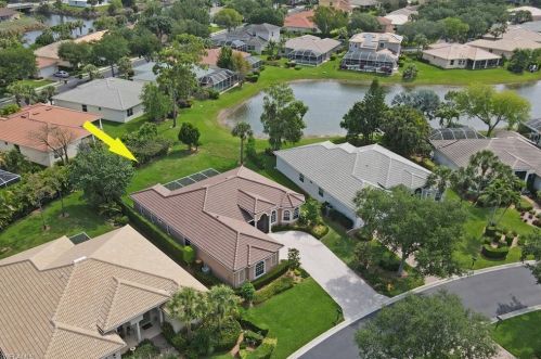 3721 Ashley Ct, Naples FL 34116-7327 exterior