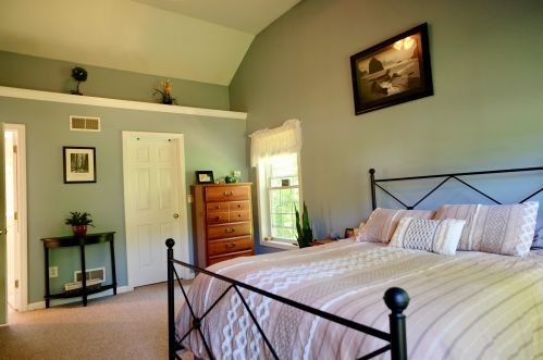 285 Elm St, Concord NH 03303-3322 exterior