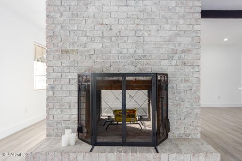 734 Carter Rd, Phoenix AZ  85042-5530 exterior