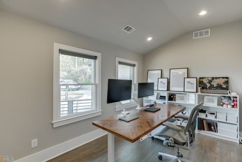 1485 Harts Mill Rd, Atlanta GA  30319-1824 exterior