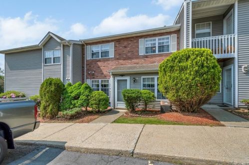 22 Jimal Dr, Middletown, NY 10940-3648