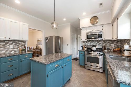 108 Muirfield Dr, Limerick PA 19468-1179 exterior