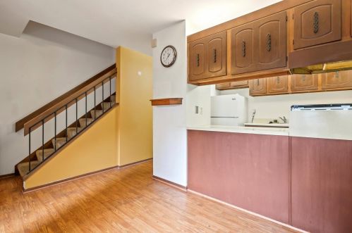 9043 70, Milwaukee WI 53223-2114 exterior