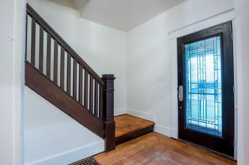 41 Defoe St, Pittsburgh, PA 15214-1825