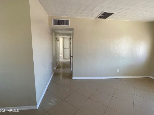 6739 33rd Ave, Phoenix AZ 85041-6332 exterior