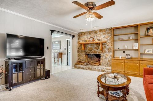 2377 Autumn Dr, Lithonia GA 30078-2605 exterior