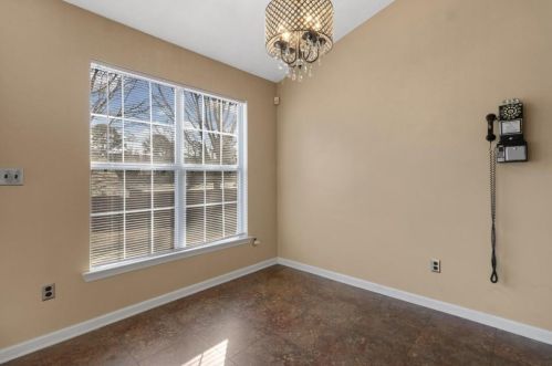 2725 Hillvale Cv Dr, Lithonia GA 30058-1856 exterior