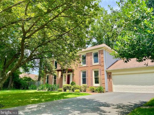 931 Ridge Dr, Mc Lean, VA 22101-1635