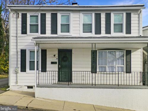 164 Grant St, Pottstown, PA 19464-5755