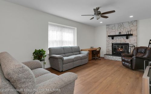 99 4 Winds Dr, Middletown NJ 07748-3134 exterior