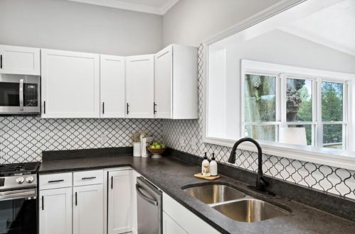 888 Gilbert St, Atlanta GA  30316-2478 exterior