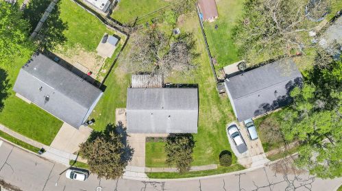 1064 Kelly Dr, Hebron OH 43025-9505 exterior