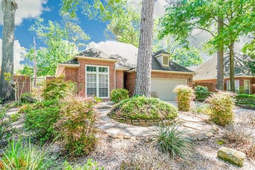 3218 Redwood Lake Dr, Humble TX 77345-1128 exterior