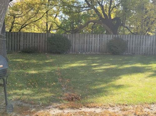 531 Oak St, Waukegan IL 60085-6530 exterior