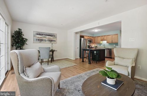 10417 Heathside Way, Rockville MD 20854-6344 exterior