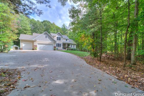 1626 Orshal Rd, Meskegon, MI 49445-9600