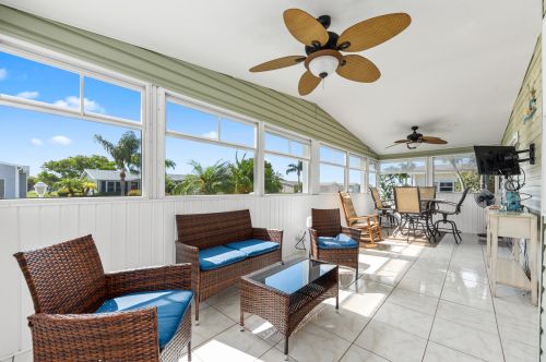 7723 Mcclintock Way, Fort Pierce FL  34952-3000 exterior