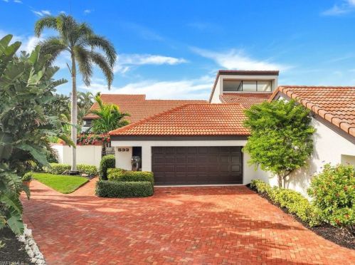 533 Bay Villas Ln, Naples, FL 34108-2811
