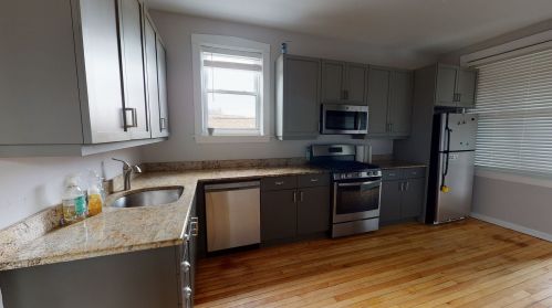 2145 Thomas St, Chicago IL 60622-3515 exterior