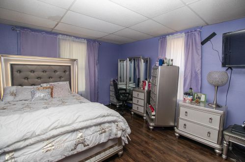 1261 36, Milwaukee WI 53215-1437 exterior