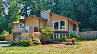 3707 Hyak Way, Bremerton WA  98311-9665 exterior