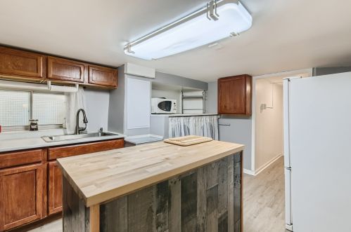 2943 Menard Ave, Chicago IL 60634-5223 exterior