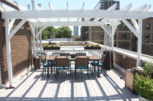 4303 Kenmore Ave, Chicago IL 60613-1315 exterior