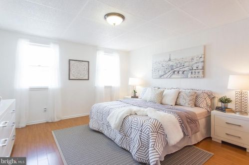 1925 11 St, Philadelphia PA 19147-1976 exterior