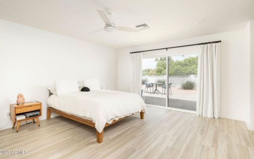 9052 29th St, Phoenix AZ  85028-5302 exterior