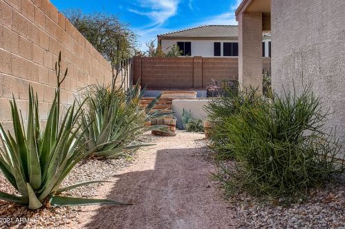 1729 Beautiful Ln, Phoenix AZ 85041-7622 exterior