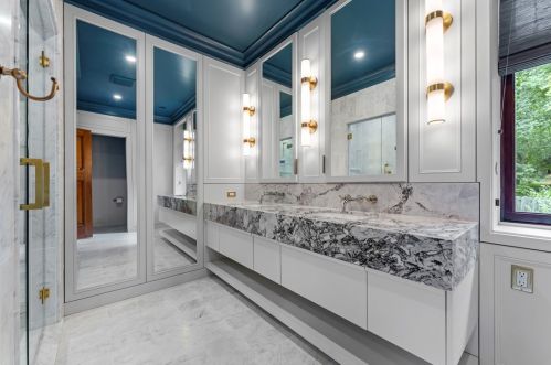 5325 Wilkins Ave, Pittsburgh PA  15217-1022 exterior