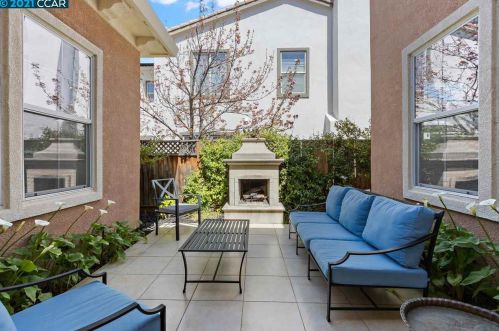 1230 Mountain Side Ct, Concord CA 94521-5508 exterior