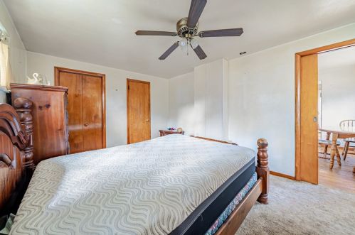 127 Richland Dr, Pittsburgh PA 15235-4413 exterior