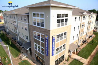 525 Madison St, Springfield MO  65806-2925 exterior