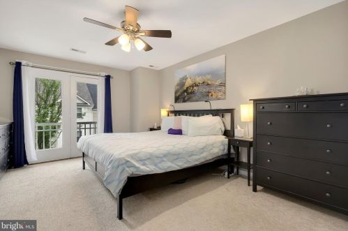 3815 White Post Ct, Alexandria VA 22304-6357 exterior