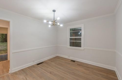 1937 Clairmont Ter, Atlanta GA  30345-2309 exterior