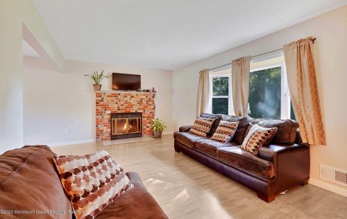 95 Hope Chapel Rd, Jackson Twp NJ 08527-5061 exterior