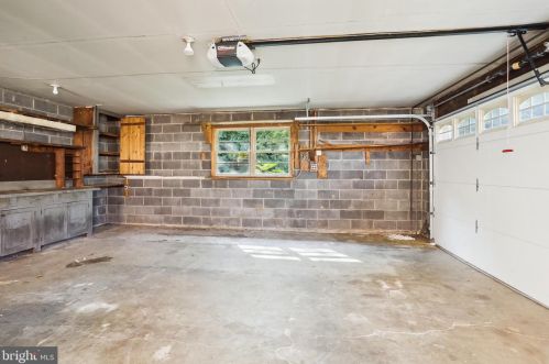 11011 Wheeler Dr, Silver Spring MD  20901-4425 exterior