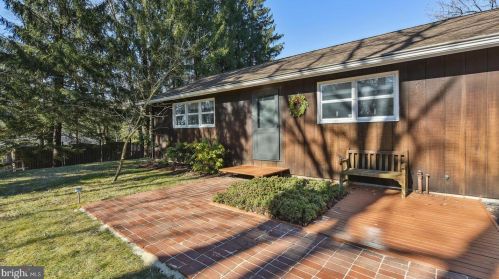 30 Mountainview Rd, Trenton, NJ 08628-1804