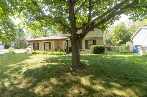 5805 111, Milwaukee WI 53214-2357 exterior