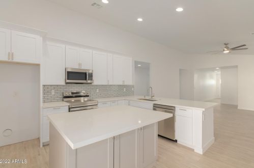 1832 Cypress St, Phoenix AZ 85006-1837 exterior