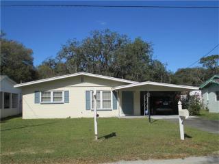 4305 5th St, Zephyrhills, FL 33542-5913