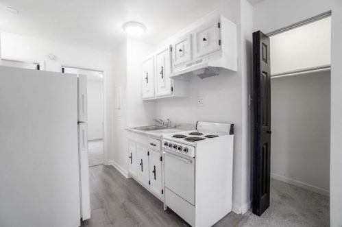 1908 Monongahela Ave, Pittsburgh PA 15218-2467 exterior