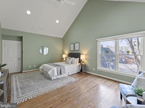 207 Glendale Ave, Alexandria VA 22301-2452 exterior