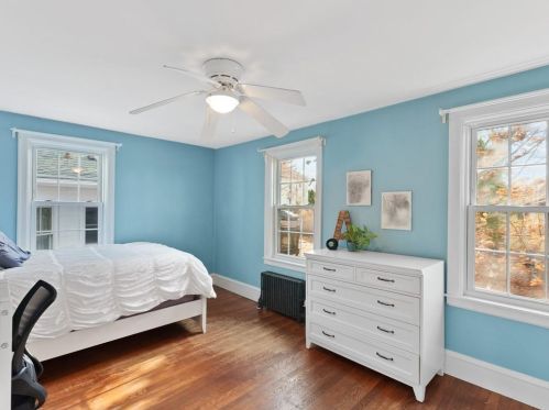 26 Whitford Ave, Providence RI 02908-3355 exterior